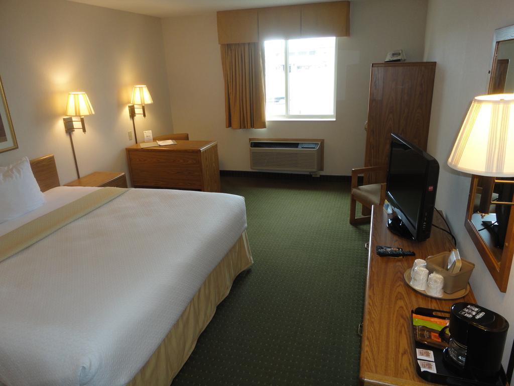 Days Inn By Wyndham Rapid City Zewnętrze zdjęcie